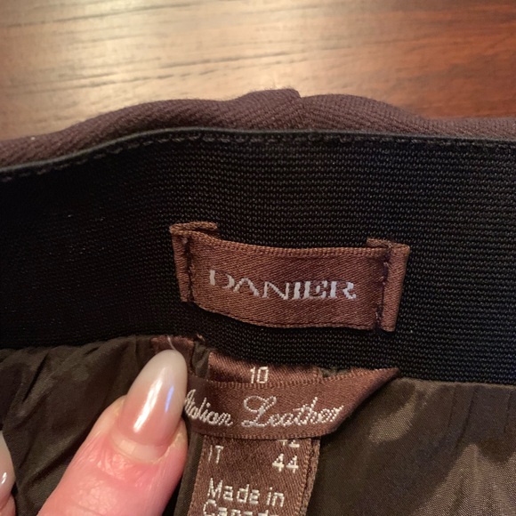 Danier Leather Chocolate Italian Leather Pants size 10 - Picture 3 of 6